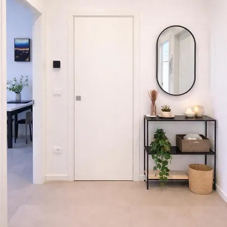 Διαμέρισμα Homeparini - Center