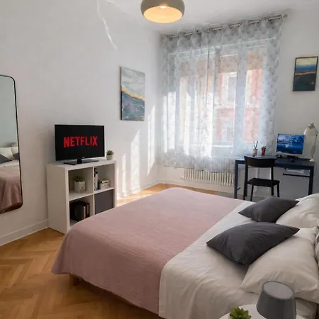 Apartamento Homeparini - Center *